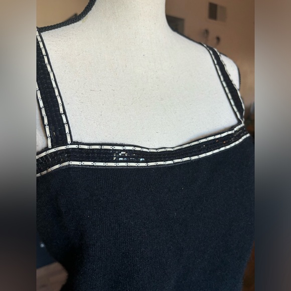 SOFT CAMI w/t SEQUIN BORDER - Picture 3 of 6